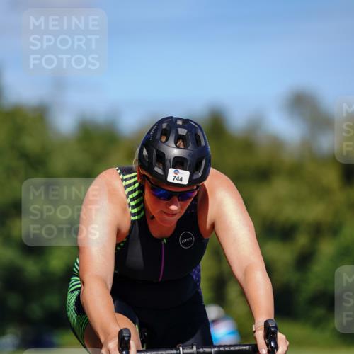 07.09.2025 - 19. Norderstedt Triathlon Michael Burmester http://msf.ph/oto/8848407 07.09.2025 13:16:01 Radfahren 744 meine-sportfotos.de