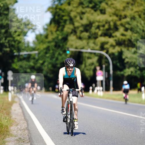 07.09.2025 - 19. Norderstedt Triathlon Michael Burmester http://msf.ph/oto/8848409 07.09.2025 13:16:07 Radfahren 240 meine-sportfotos.de