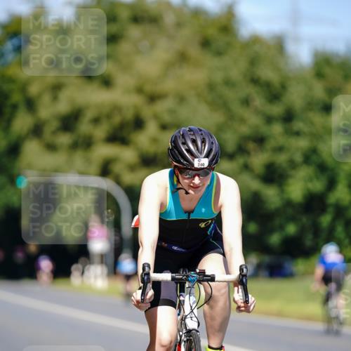 07.09.2025 - 19. Norderstedt Triathlon Michael Burmester http://msf.ph/oto/8848411 07.09.2025 13:16:09 Radfahren 240 meine-sportfotos.de