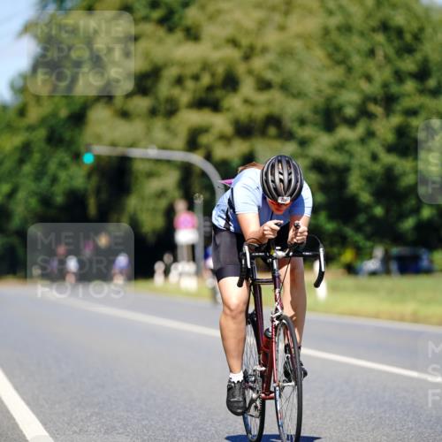 07.09.2025 - 19. Norderstedt Triathlon Michael Burmester http://msf.ph/oto/8848417 07.09.2025 13:16:21 Radfahren 317 meine-sportfotos.de