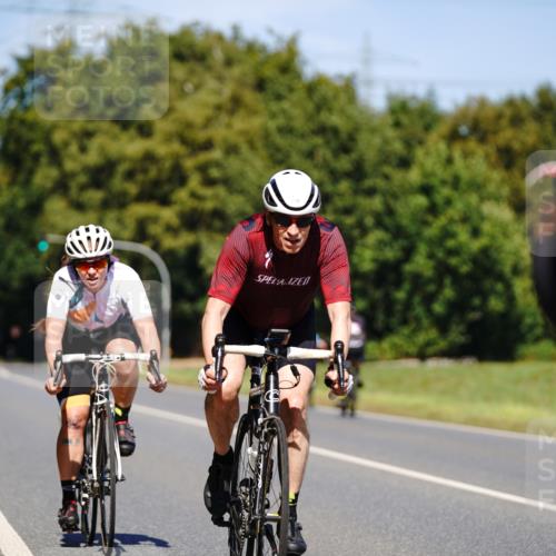07.09.2025 - 19. Norderstedt Triathlon Michael Burmester http://msf.ph/oto/8848428 07.09.2025 13:16:56 Radfahren 211, 338, 352, 747 meine-sportfotos.de
