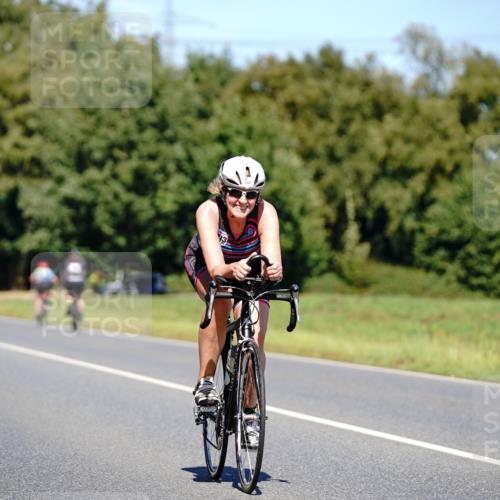 07.09.2025 - 19. Norderstedt Triathlon Michael Burmester http://msf.ph/oto/8848431 07.09.2025 13:16:58 Radfahren 211, 338, 352, 747 meine-sportfotos.de