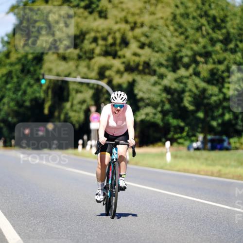 07.09.2025 - 19. Norderstedt Triathlon Michael Burmester http://msf.ph/oto/8848436 07.09.2025 13:17:34 Radfahren 329 meine-sportfotos.de