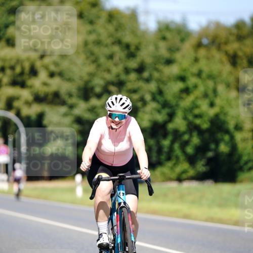 07.09.2025 - 19. Norderstedt Triathlon Michael Burmester http://msf.ph/oto/8848439 07.09.2025 13:17:35 Radfahren 329 meine-sportfotos.de