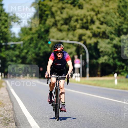07.09.2025 - 19. Norderstedt Triathlon Michael Burmester http://msf.ph/oto/8848452 07.09.2025 13:17:52 Radfahren 799 meine-sportfotos.de