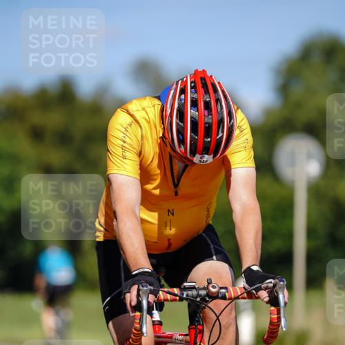 07.09.2025 - 19. Norderstedt Triathlon Michael Burmester http://msf.ph/oto/8848458 07.09.2025 13:18:21 Radfahren 348 meine-sportfotos.de
