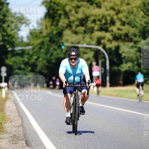 07.09.2025 - 19. Norderstedt Triathlon Michael Burmester http://msf.ph/oto/8848460 07.09.2025 13:18:25 Radfahren 160 meine-sportfotos.de