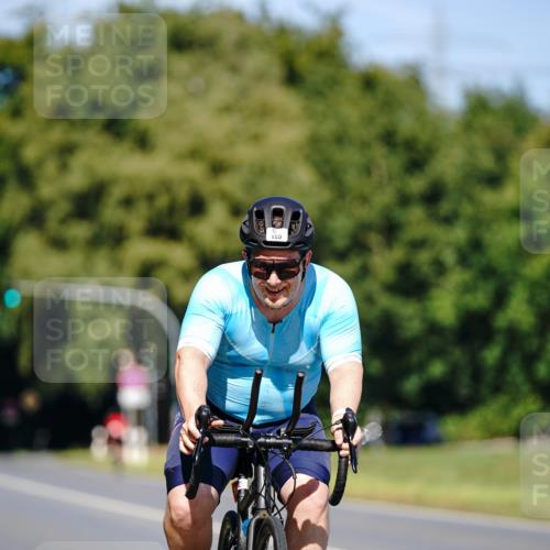 07.09.2025 - 19. Norderstedt Triathlon Michael Burmester http://msf.ph/oto/8848461 07.09.2025 13:18:27 Radfahren 160 meine-sportfotos.de