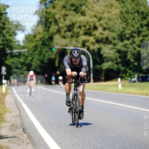 07.09.2025 - 19. Norderstedt Triathlon Michael Burmester http://msf.ph/oto/8848463 07.09.2025 13:18:43 Radfahren 310 meine-sportfotos.de
