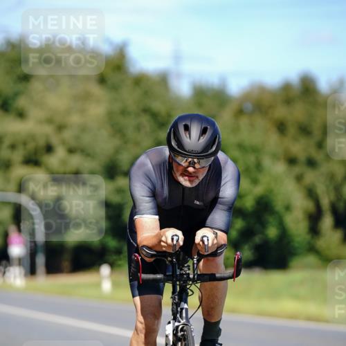 07.09.2025 - 19. Norderstedt Triathlon Michael Burmester http://msf.ph/oto/8848466 07.09.2025 13:18:45 Radfahren 310 meine-sportfotos.de