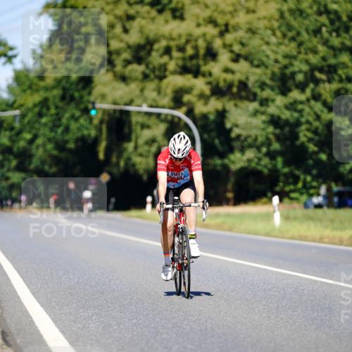 07.09.2025 - 19. Norderstedt Triathlon Michael Burmester http://msf.ph/oto/8848467 07.09.2025 13:18:48 Radfahren 310, 343 meine-sportfotos.de