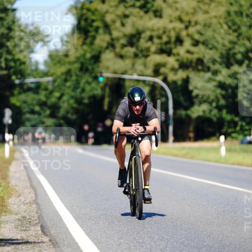 07.09.2025 - 19. Norderstedt Triathlon Michael Burmester http://msf.ph/oto/8848483 07.09.2025 13:19:20 Radfahren 235, 349, 356, 1389 meine-sportfotos.de