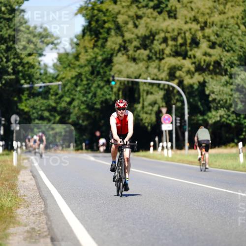 07.09.2025 - 19. Norderstedt Triathlon Michael Burmester http://msf.ph/oto/8848490 07.09.2025 13:19:56 Radfahren  meine-sportfotos.de