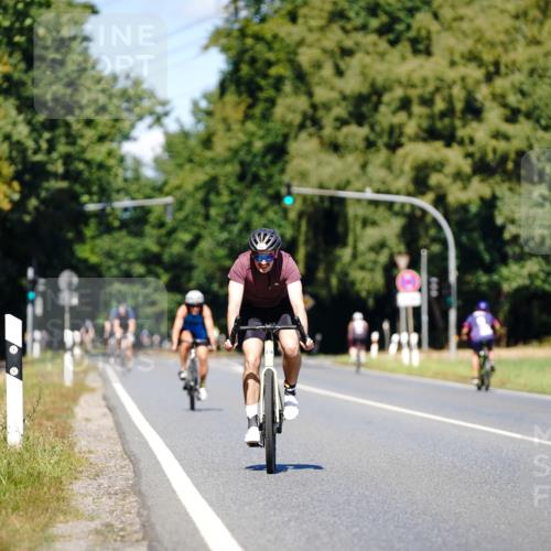 07.09.2025 - 19. Norderstedt Triathlon Michael Burmester http://msf.ph/oto/8848499 07.09.2025 13:20:08 Radfahren 264 meine-sportfotos.de
