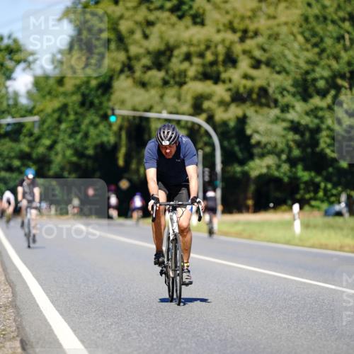 07.09.2025 - 19. Norderstedt Triathlon Michael Burmester http://msf.ph/oto/8848507 07.09.2025 13:20:18 Radfahren 360 meine-sportfotos.de