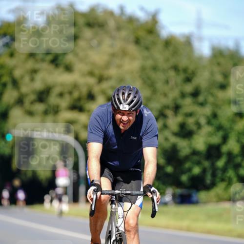 07.09.2025 - 19. Norderstedt Triathlon Michael Burmester http://msf.ph/oto/8848509 07.09.2025 13:20:19 Radfahren 360 meine-sportfotos.de