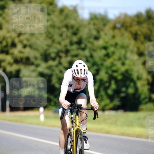 07.09.2025 - 19. Norderstedt Triathlon Michael Burmester http://msf.ph/oto/8848518 07.09.2025 13:20:31 Radfahren 342 meine-sportfotos.de