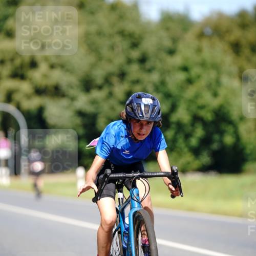 07.09.2025 - 19. Norderstedt Triathlon Michael Burmester http://msf.ph/oto/8848526 07.09.2025 13:20:47 Radfahren 319, 333, 358 meine-sportfotos.de