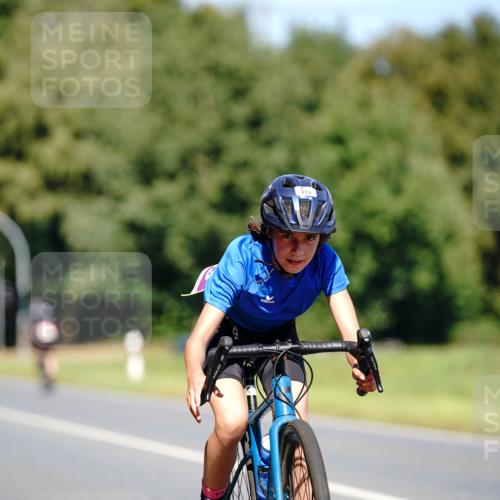 07.09.2025 - 19. Norderstedt Triathlon Michael Burmester http://msf.ph/oto/8848527 07.09.2025 13:20:47 Radfahren 319, 333, 358 meine-sportfotos.de