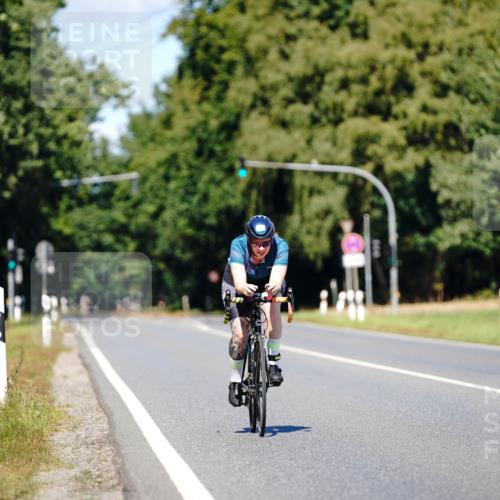 07.09.2025 - 19. Norderstedt Triathlon Michael Burmester http://msf.ph/oto/8848540 07.09.2025 13:21:20 Radfahren 337 meine-sportfotos.de