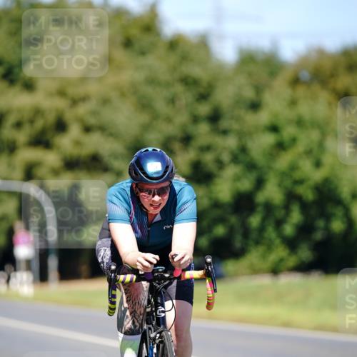 07.09.2025 - 19. Norderstedt Triathlon Michael Burmester http://msf.ph/oto/8848542 07.09.2025 13:21:22 Radfahren 337 meine-sportfotos.de