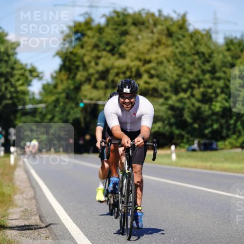 07.09.2025 - 19. Norderstedt Triathlon Michael Burmester http://msf.ph/oto/8848549 07.09.2025 13:22:26 Radfahren 179, 193, 206 meine-sportfotos.de