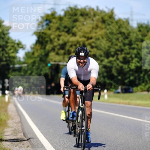 07.09.2025 - 19. Norderstedt Triathlon Michael Burmester http://msf.ph/oto/8848550 07.09.2025 13:22:26 Radfahren 179, 193, 206 meine-sportfotos.de