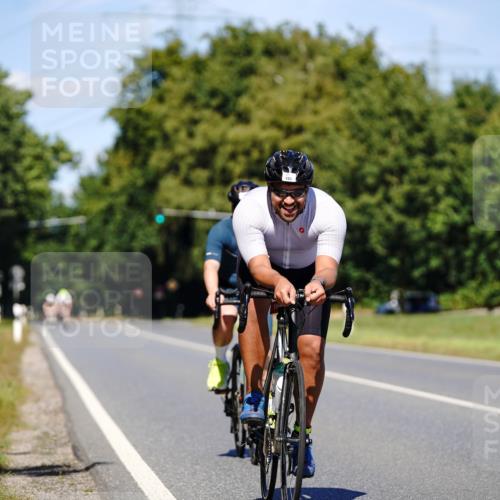 07.09.2025 - 19. Norderstedt Triathlon Michael Burmester http://msf.ph/oto/8848551 07.09.2025 13:22:26 Radfahren 179, 193, 206 meine-sportfotos.de