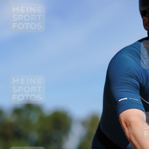 07.09.2025 - 19. Norderstedt Triathlon Michael Burmester http://msf.ph/oto/8848557 07.09.2025 13:22:28 Radfahren 179, 193, 206 meine-sportfotos.de