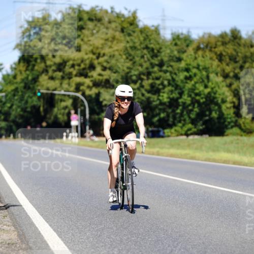 07.09.2025 - 19. Norderstedt Triathlon Michael Burmester http://msf.ph/oto/8848567 07.09.2025 13:22:42 Radfahren 312, 842 meine-sportfotos.de