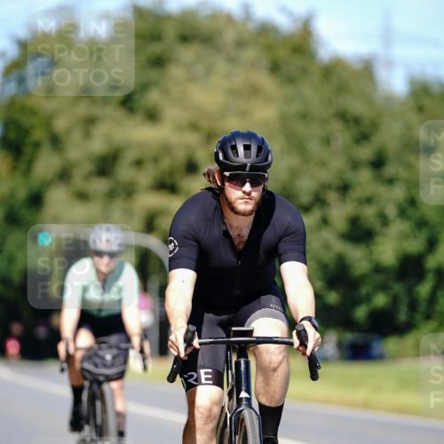 07.09.2025 - 19. Norderstedt Triathlon Michael Burmester http://msf.ph/oto/8848573 07.09.2025 13:23:10 Radfahren  meine-sportfotos.de