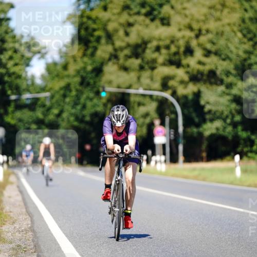 07.09.2025 - 19. Norderstedt Triathlon Michael Burmester http://msf.ph/oto/8848583 07.09.2025 13:23:52 Radfahren 804 meine-sportfotos.de