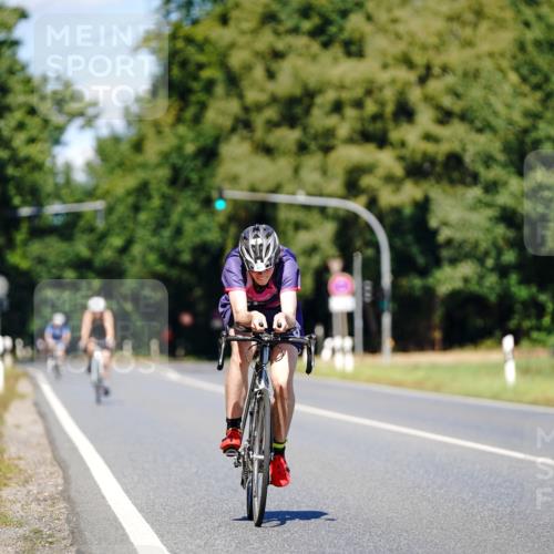 07.09.2025 - 19. Norderstedt Triathlon Michael Burmester http://msf.ph/oto/8848584 07.09.2025 13:23:52 Radfahren 804 meine-sportfotos.de