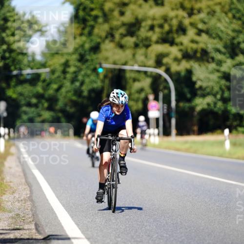 07.09.2025 - 19. Norderstedt Triathlon Michael Burmester http://msf.ph/oto/8848597 07.09.2025 13:24:33 Radfahren 359 meine-sportfotos.de