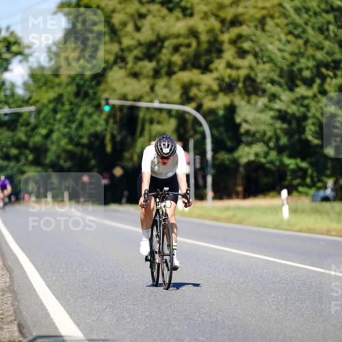 07.09.2025 - 19. Norderstedt Triathlon Michael Burmester http://msf.ph/oto/8848617 07.09.2025 13:25:45 Radfahren 354 meine-sportfotos.de