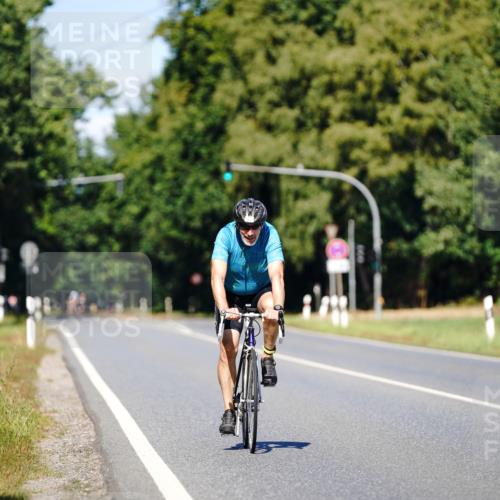 07.09.2025 - 19. Norderstedt Triathlon Michael Burmester http://msf.ph/oto/8848640 07.09.2025 13:26:50 Radfahren 790 meine-sportfotos.de