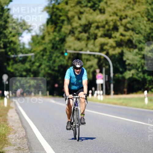 07.09.2025 - 19. Norderstedt Triathlon Michael Burmester http://msf.ph/oto/8848642 07.09.2025 13:26:51 Radfahren 790, 1352 meine-sportfotos.de