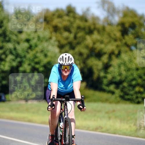 07.09.2025 - 19. Norderstedt Triathlon Michael Burmester http://msf.ph/oto/8848647 07.09.2025 13:27:34 Radfahren 328, 350 meine-sportfotos.de