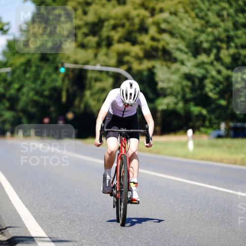 07.09.2025 - 19. Norderstedt Triathlon Michael Burmester http://msf.ph/oto/8848654 07.09.2025 13:27:50 Radfahren 353 meine-sportfotos.de