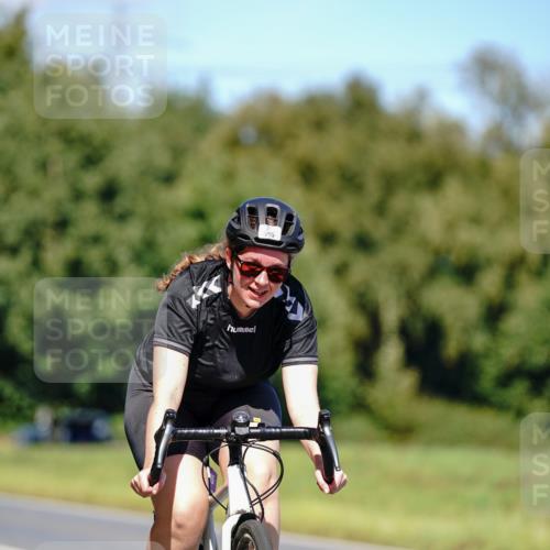 07.09.2025 - 19. Norderstedt Triathlon Michael Burmester http://msf.ph/oto/8848662 07.09.2025 13:28:36 Radfahren 355 meine-sportfotos.de