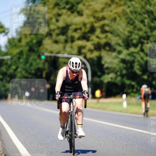 07.09.2025 - 19. Norderstedt Triathlon Michael Burmester http://msf.ph/oto/8848672 07.09.2025 13:29:22 Radfahren 316, 1215 meine-sportfotos.de