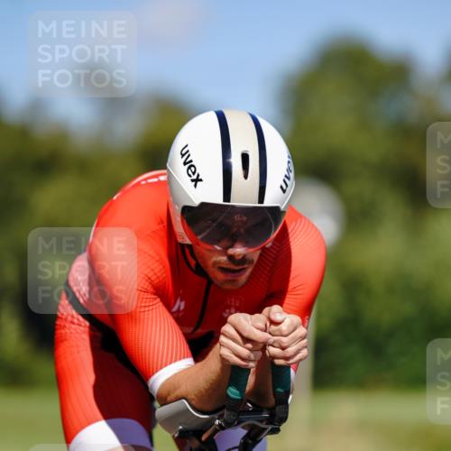 07.09.2025 - 19. Norderstedt Triathlon Michael Burmester http://msf.ph/oto/8848692 07.09.2025 13:35:20 Radfahren 974 meine-sportfotos.de