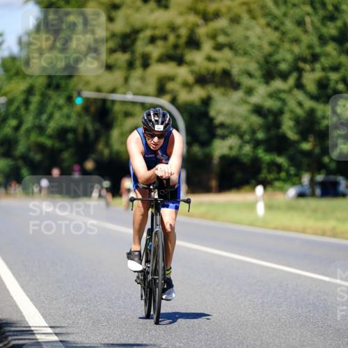 07.09.2025 - 19. Norderstedt Triathlon Michael Burmester http://msf.ph/oto/8848695 07.09.2025 13:35:24 Radfahren 1042 meine-sportfotos.de