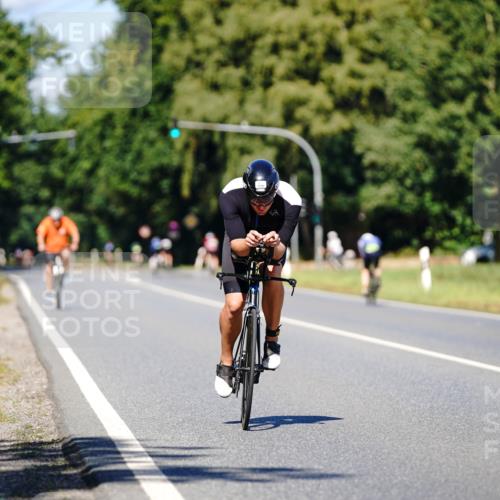 07.09.2025 - 19. Norderstedt Triathlon Michael Burmester http://msf.ph/oto/8848698 07.09.2025 13:36:50 Radfahren 1036 meine-sportfotos.de