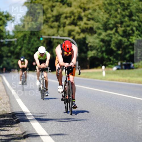 07.09.2025 - 19. Norderstedt Triathlon Michael Burmester http://msf.ph/oto/8848708 07.09.2025 13:37:53 Radfahren 999, 1003, 1007 meine-sportfotos.de