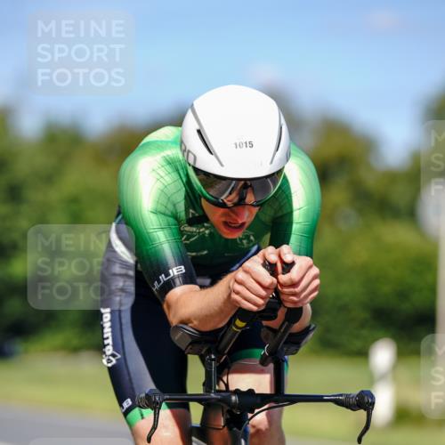 07.09.2025 - 19. Norderstedt Triathlon Michael Burmester http://msf.ph/oto/8848724 07.09.2025 13:38:15 Radfahren 1015 meine-sportfotos.de