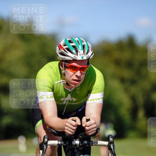 07.09.2025 - 19. Norderstedt Triathlon Michael Burmester http://msf.ph/oto/8848737 07.09.2025 13:39:02 Radfahren 1004 meine-sportfotos.de