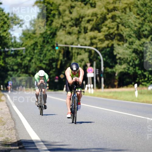 07.09.2025 - 19. Norderstedt Triathlon Michael Burmester http://msf.ph/oto/8848738 07.09.2025 13:39:23 Radfahren 1006, 1016 meine-sportfotos.de