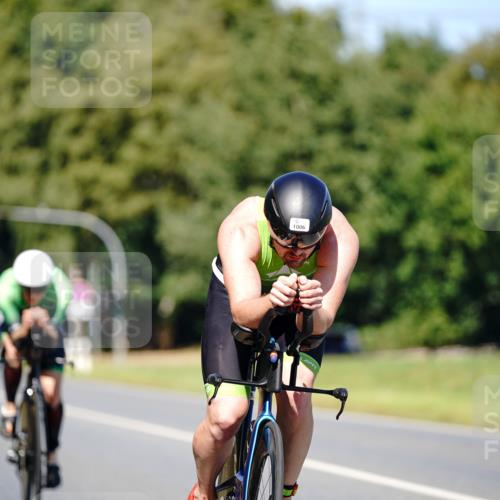 07.09.2025 - 19. Norderstedt Triathlon Michael Burmester http://msf.ph/oto/8848741 07.09.2025 13:39:24 Radfahren 1006, 1016 meine-sportfotos.de