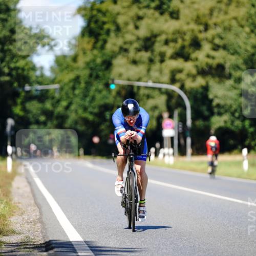 07.09.2025 - 19. Norderstedt Triathlon Michael Burmester http://msf.ph/oto/8848748 07.09.2025 13:39:35 Radfahren 1038 meine-sportfotos.de